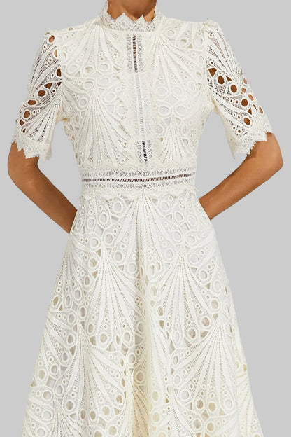 Fernanda | Elegante Abito Midi in Pizzo Bianco da Donna
