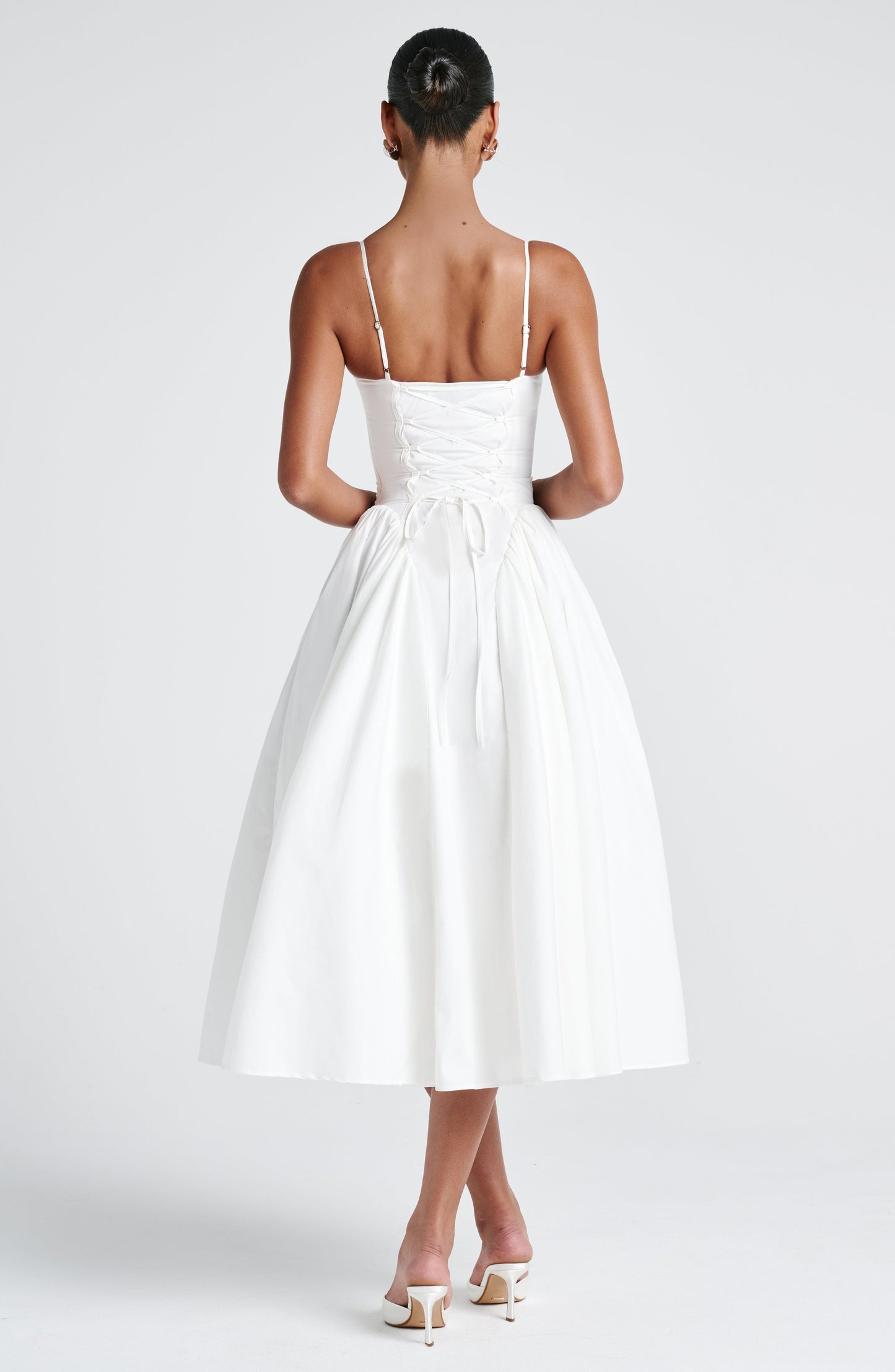 Bruna | Elegante Vestito Midi Estivo a Trapezio Da Donna